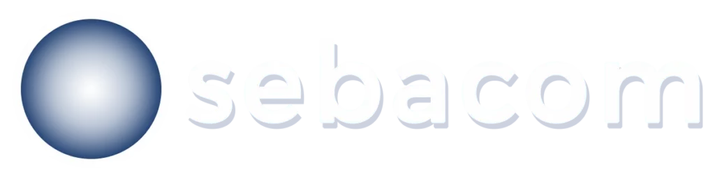 Logo Sebacom 2023 - logo blanc damier - sebacom